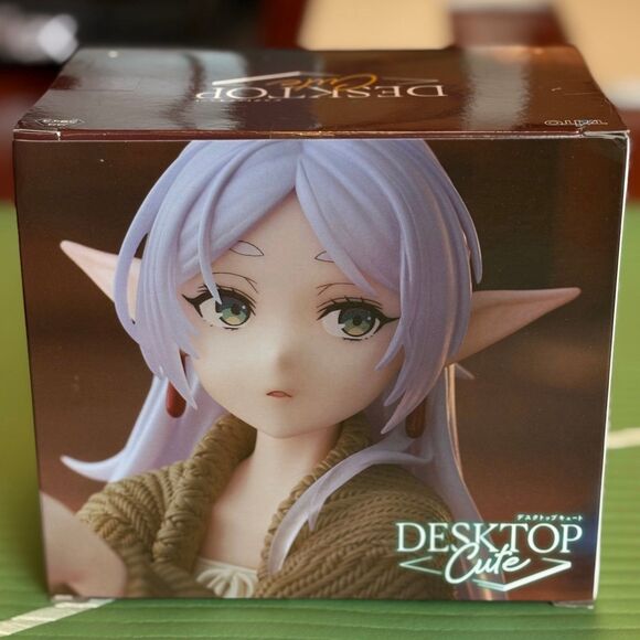 NIB TAITO Desktop Cute Frieren: Beyond Journey's End Frieren (Roomwear Ver.) - Picture 3 of 4